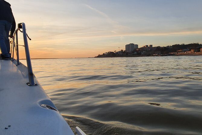 Day trip by private yacht to Curva da Lomba from Porto - Why This Tour Stands Out