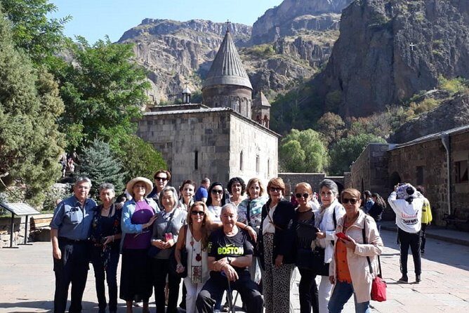 Day trip: Garni, Geghard, Symphony of Stones and Lavash baking - A Detailed Look at the Armenian Day Trip