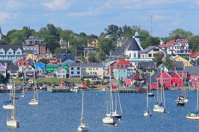 Day Trip to Lunenburg, Mahone Bay and Peggy's Cove from Halifax - The Sum Up