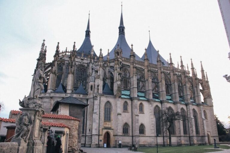Daytrip to the Bone Church at Sedlec & Kutná Hora - Key Points