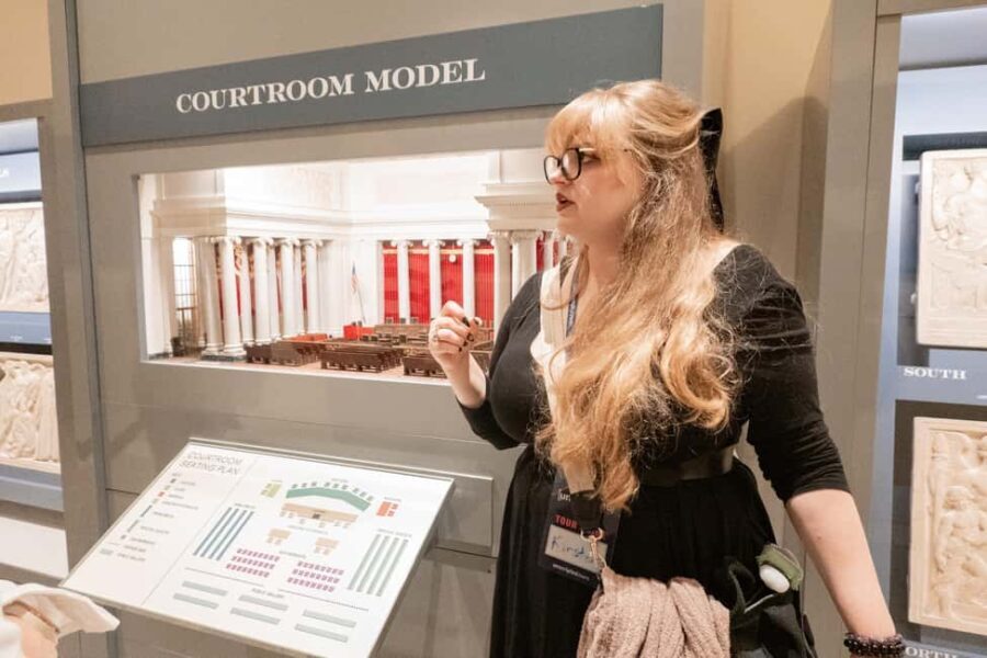 DC: Supreme Court, Folger, Library of Congress & US Capitol - A Fully-Developed Review: Exploring Washington’s Power and Culture