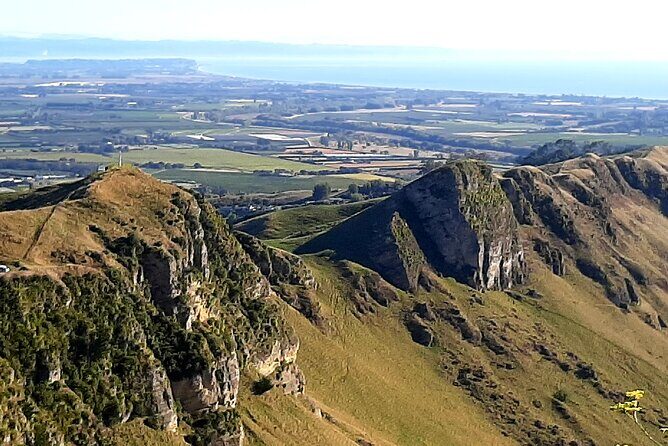 Deco Napier, Te Mata Peak, Garden Walk and Wine Tasting Tour - Authentic Experiences Based on Traveler Reviews
