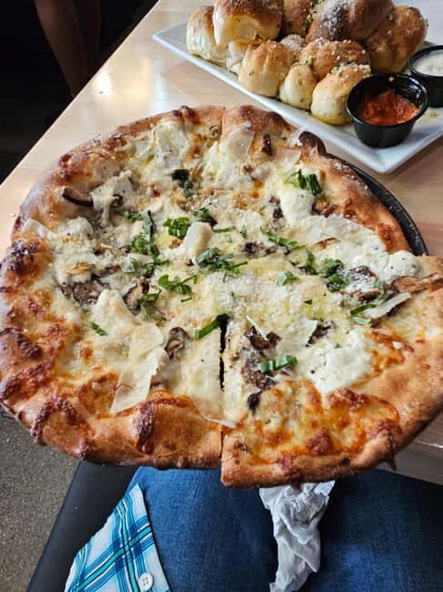 Delicious in Detroit Food Tour - Is This Tour Right for You?