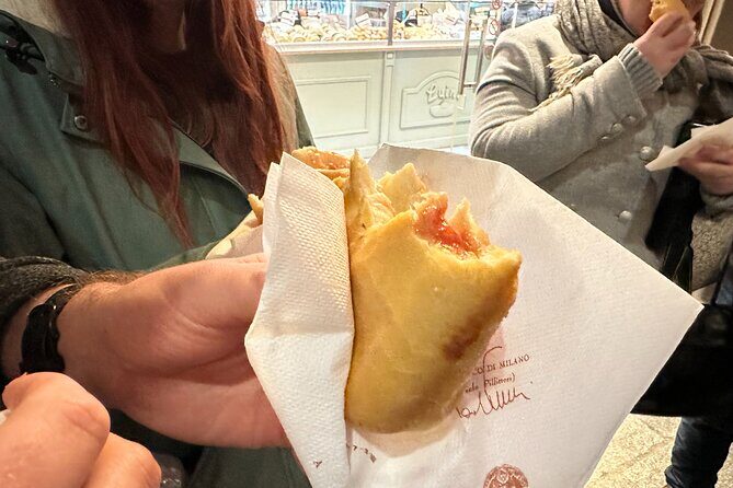 Delicious Milan Street Food Tour Tasting and Sightseeing with Local Guide - Practical Tips for Your Milan Food Tour