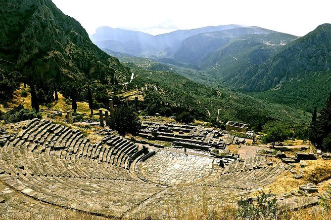 Delphi Meteora and Thermopylae 3-Day Private Tour - Day 2: Awe-Inspiring Meteora Monasteries