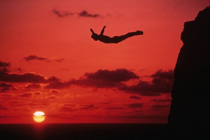 DeLuxe Cliff Divers+Sunset Exhibition byNight w/Different Options - Who Will Love This Tour?