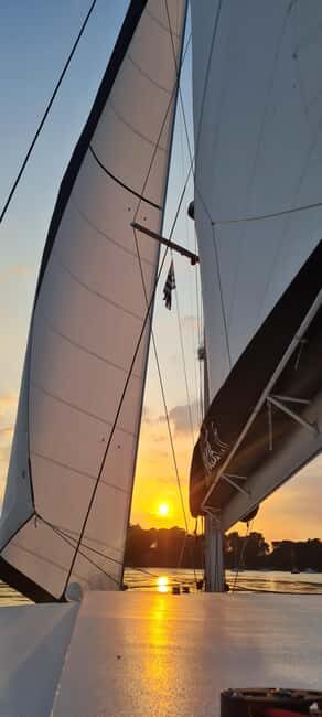 Departure from Quiberon Port Haliguen Sunset cruise - Key Points