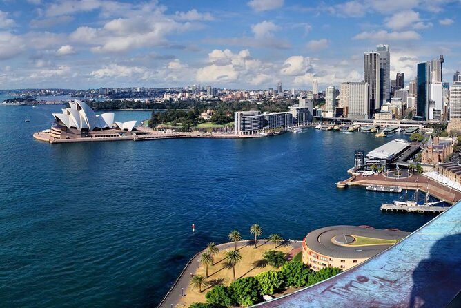 Departure Transfer: Sydney to Sydney Airport SYD in Business Car - FAQ