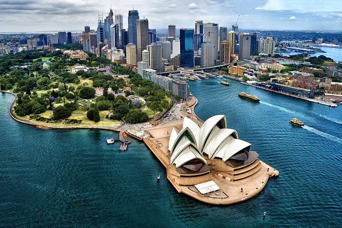 Departure Transfer: Sydney to Sydney Airport SYD in Luxury Van - What Makes This Transfer Stand Out?