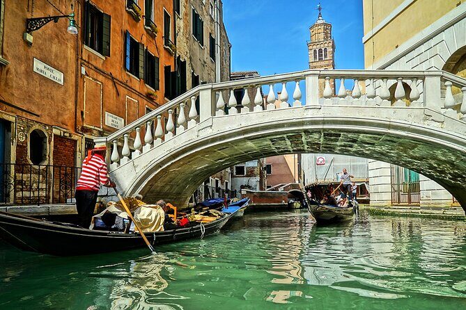 Departure Transfer: Venice to Marco Polo Airport VCE (Luxury Van) - Who Should Consider This Service?
