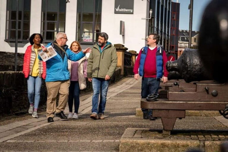 Derry/Londonderry: City Walls History Small Group Tours - Who Will Love This Tour?