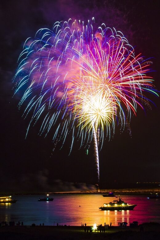 Destin-Fort Walton Beach: Private Cruise with Fireworks