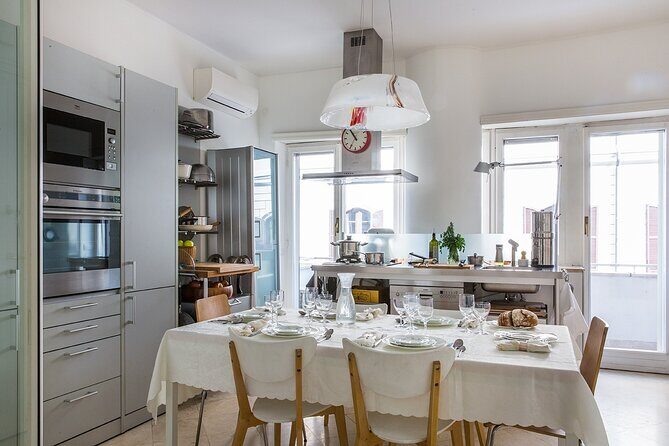 Dining Experience at a local's Home in Carrara with Show Cooking - A Close Look at the Carrara Home Dining Experience