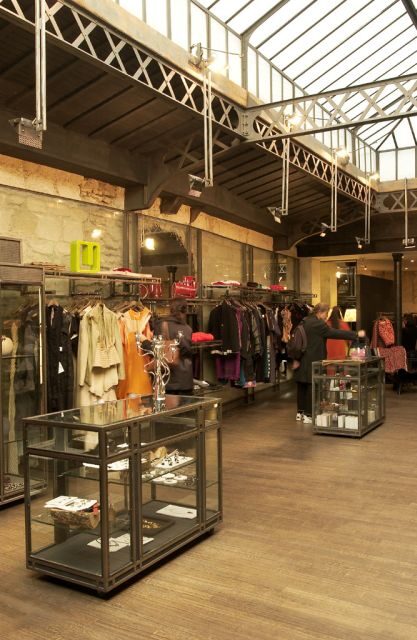 Discount Couture: ultimate Paris Shopping 2h30 walking tour - Who Should Consider This Tour?