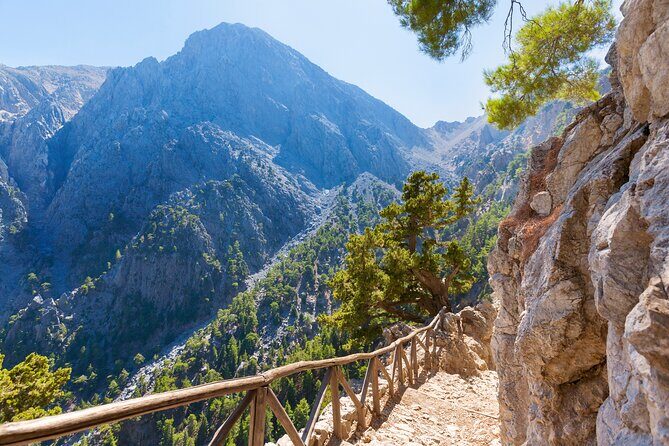 Discover Akrotiri: A Full-Day Private Adventure of Scenic Wonders - The Sum Up: Who Is This Tour Best For?