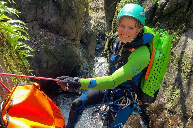 Discover Canyoning in Dollar Glen - Who Would Love This Tour?