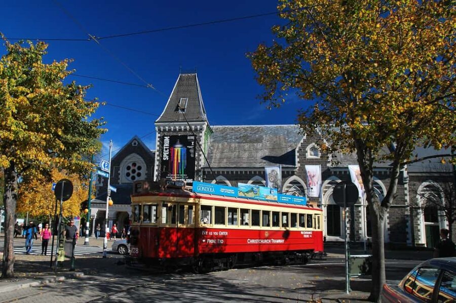 Discover Christchurch Tour with Lunch
