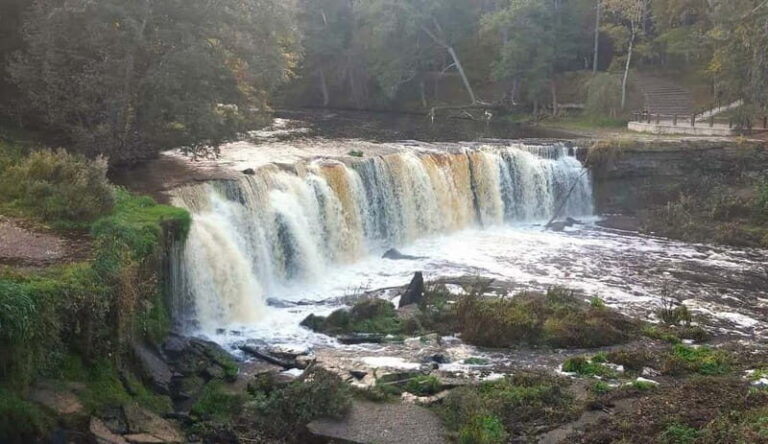 Discover Estonia-car tour from Tallinn to Keila-Joa Waterfal - A Closer Look at the Estonia Car Tour