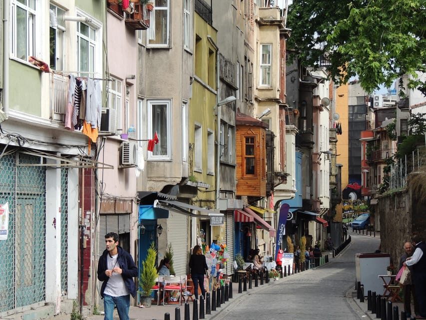 Discover Istanbul: Blue Mosque, Chora Church & Balat Tour - A Closer Look at the Tour