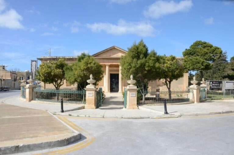 Discover Malta by Tuk-Tuk: Tours around Rabat and Dingli - Who Should Consider This Tour?