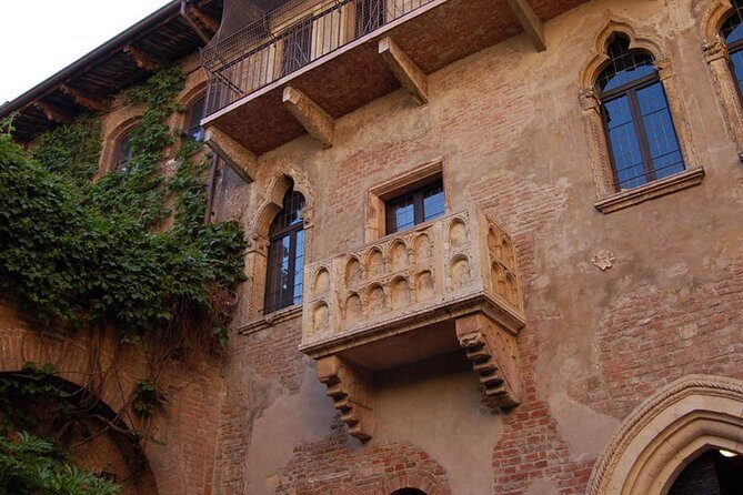 Discover the City of Romeo & Juliet: Walking Tour of Verona - A Closer Look at the Verona Walking Tour