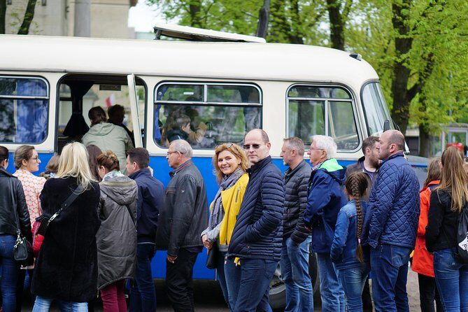 Discover the Dark Side of Warsaw in Praga District by Retro Bus - A Detailed Look at the Tour Experience