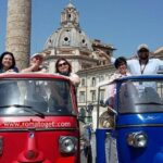 Discover the famous seven hills of Rome with the calessino bee - Exploring Rome on a Vintage Calessino