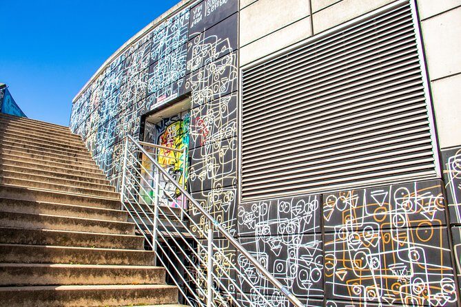 Discover the LGBT side of St.Pauli with a Local - Value and Practicalities