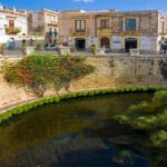 Discover the wonders of Ortigia: Tuk-Tuk tour between history and the sea. - The Sum Up