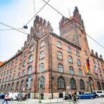 Discover WWII and the Olympics of Munich with a Local - Why This Tour Works Well