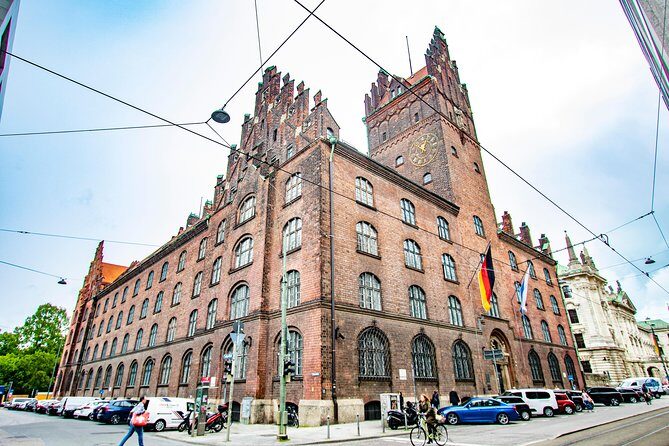 Discover WWII and the Olympics of Munich with a Local - Why This Tour Works Well