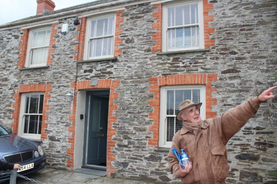 Doc Martin Tour - A Closer Look at the Port Isaac Doc Martin Tour