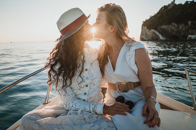 Dolce vita in Gulf of poets - FAQs