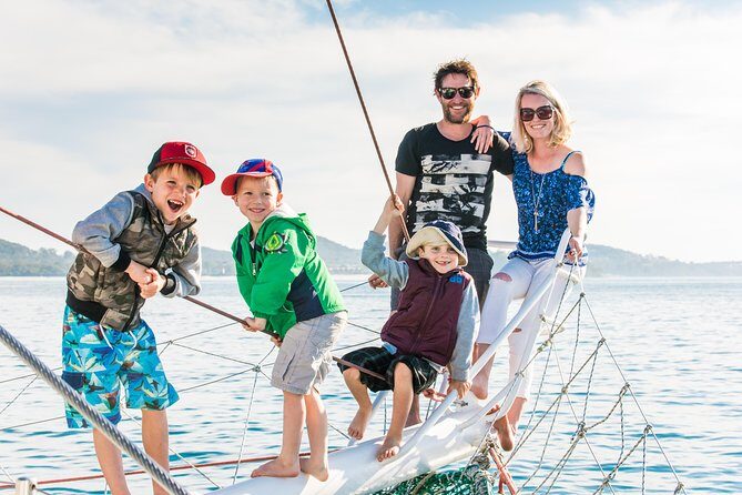 Dolphin Watch + Sailing - Port Stephens - Exploring the Port Stephens Dolphin Watch + Sailing Tour
