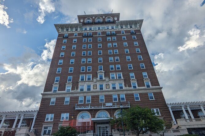 Downtown Asheville Historian-Guided Tour - The Sum Up