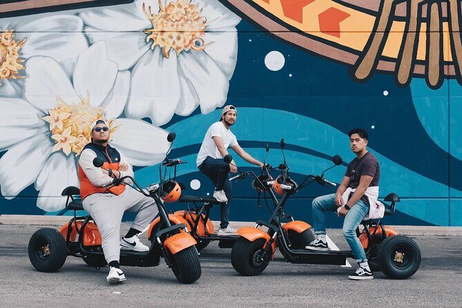 Downtown Dallas Sightseeing & History 2 Hour E-Scooter tour - A Deep Dive into the Downtown Dallas E-Scooter Tour