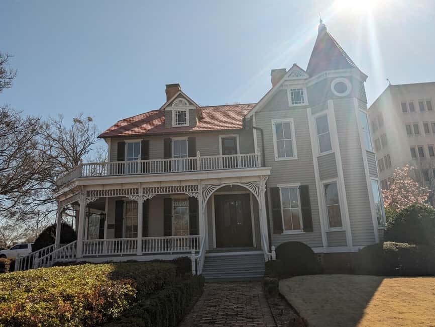 Downtown Fayetteville Historic Tour - A Closer Look at the Fayetteville Historic Tour