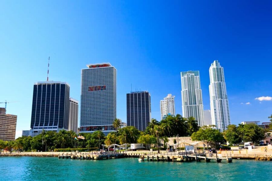 Downtown Miami Tour with Millionaires Row Cruise Tickets - Who Should Consider This Tour?