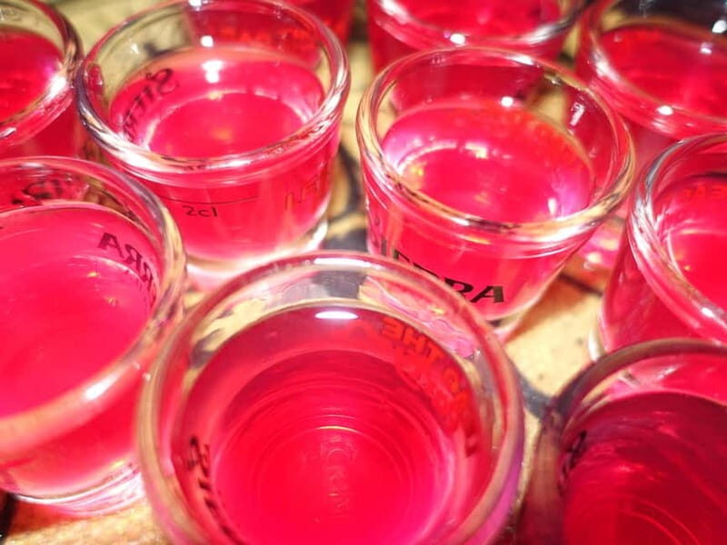 Dresden: Bachelorette Bar & Club Tour  Champagne, Shots & Party - FAQ