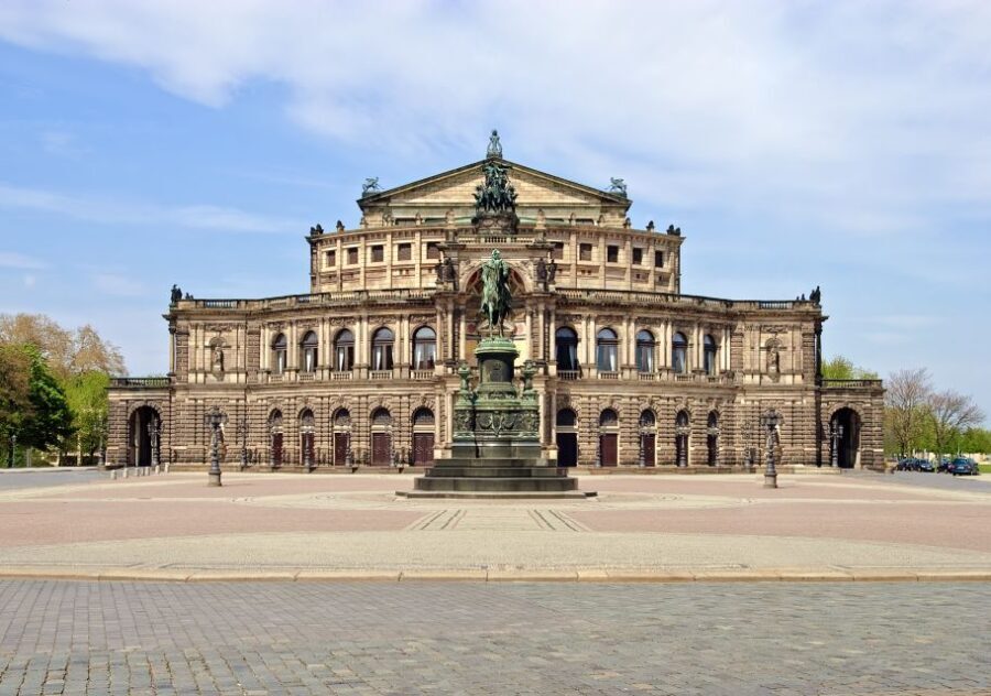 Dresden: Night Watchman Tour Through The Old Town - Practical Tips for Your Night Watchman Tour