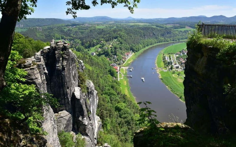 Dresden-Prague One-Way Sightseeing Journey - The Journey and Transport
