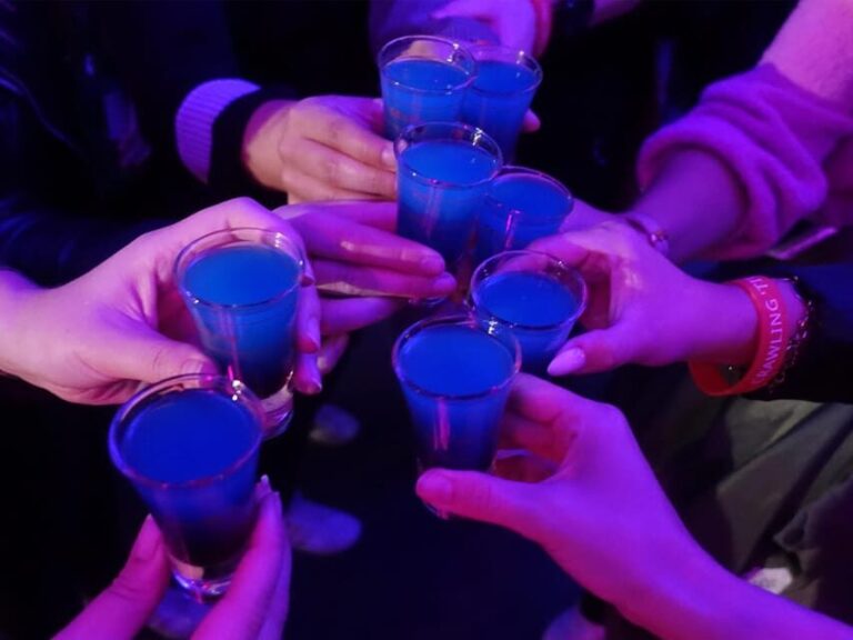 Dresden: Private pub crawl with insider guide & free shots - Who Should Consider This Tour?