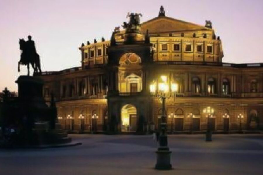Dresden: Smile Tour with Prosecco - Who Will Love This Tour?