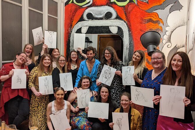 Drink & Draw in 17th century palace with Gorgeous Nude Male Model - Authentic Reviews and Perspectives