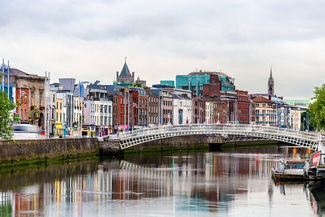 Dublin Old Town: Famous Pubs Exploration Game and Tour - Authentic Experiences & Unfiltered Feedback from Travelers