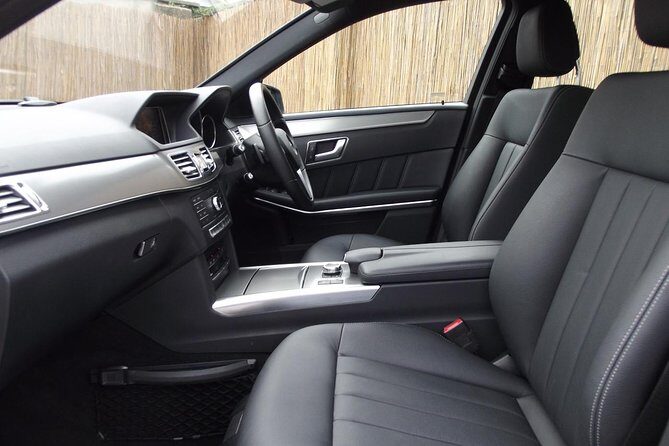 Dublin To Belfast City UK Private Luxury Car Transfer - The Vehicle and Amenities