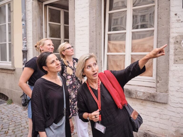 Düsseldorf: Altstadt Guided Tour - The Lively Atmosphere of the Old Town
