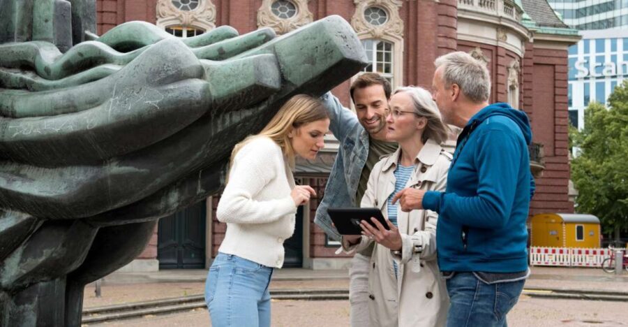 Düsseldorf-Carlstadt: Outdoor Escape Game with Game Master - FAQ