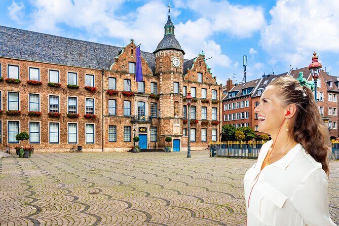 Dusseldorf: City Walk Audio Guide in 7 Languages on your Phone - Who Should Consider This Tour?