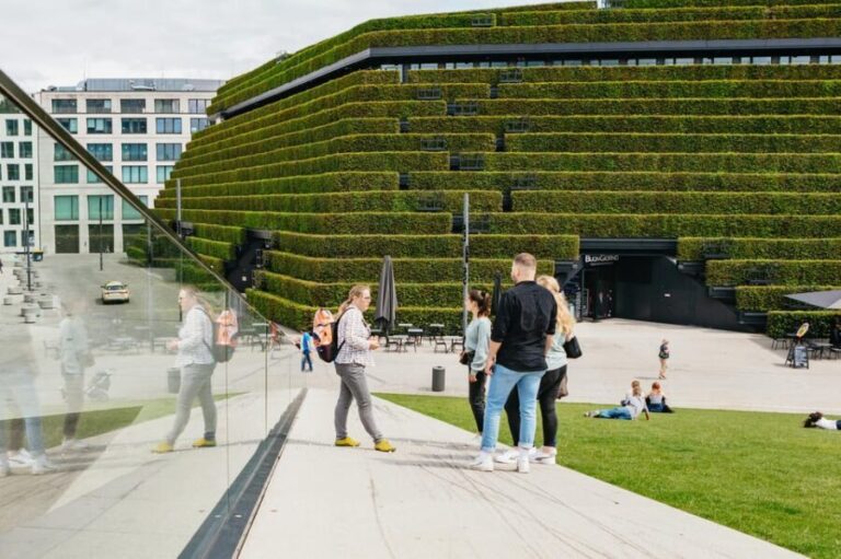 Düsseldorf: Guided City Architecture Walking Tour - A Closer Look at the Itinerary